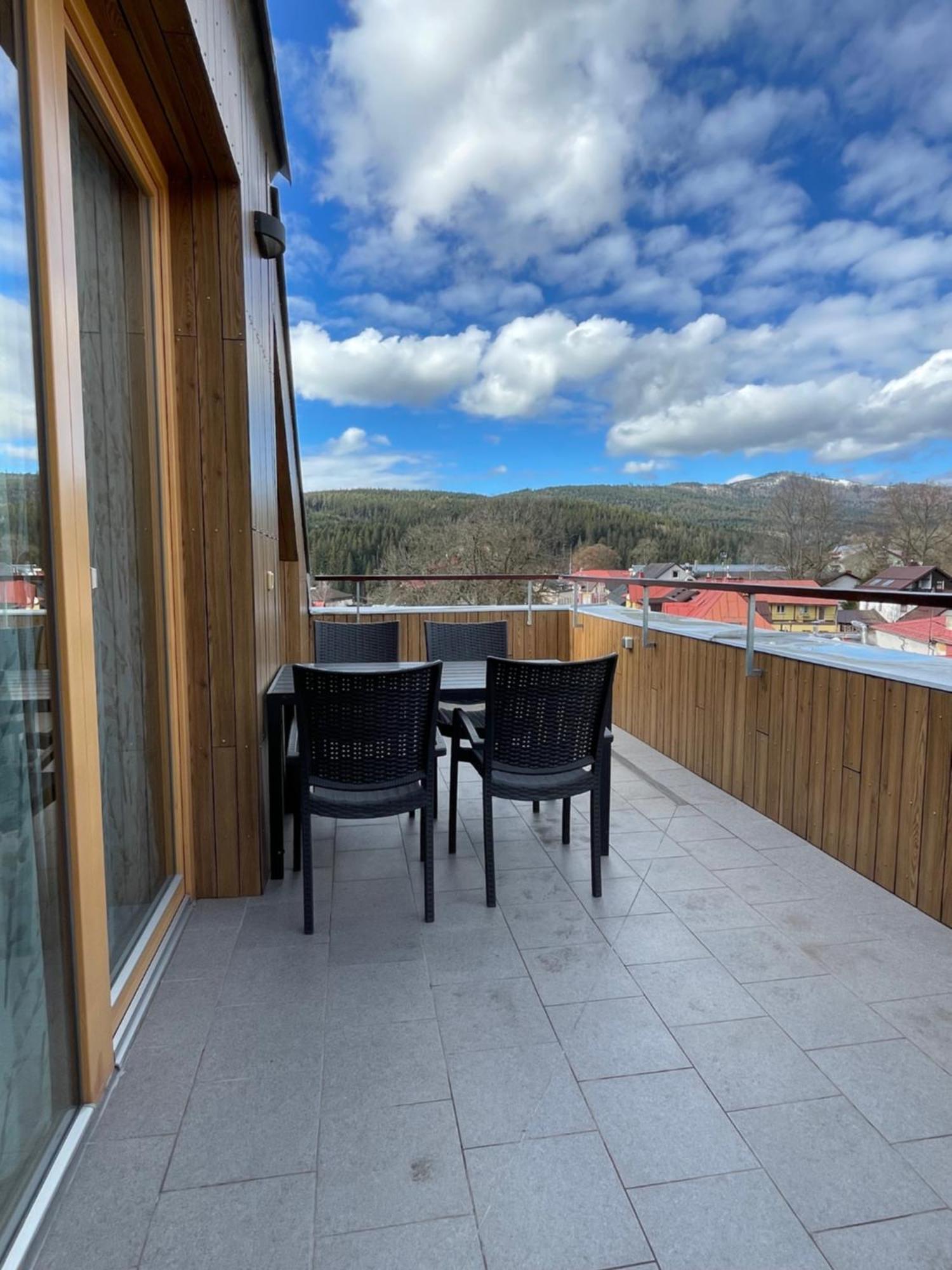 Apartman “U Nas V Podkrovi“ V Rezidenci Klostermann, Zelezna Ruda 24 ภายนอก รูปภาพ